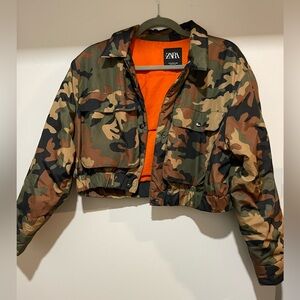 Zara Camo Cropped Puffer